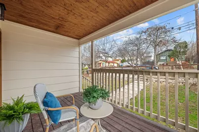 2001 E 8th Street, Austin, TX 78702 - Photo 3