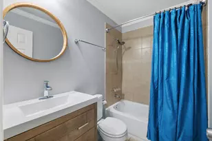 2001 E 8th St, Austin, TX 78702 - Photo 23