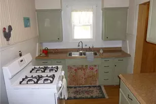 1319 Grace St, Taylor, TX 76574 - Photo 9