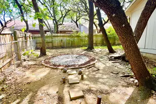 7103 Woodhue Ct, Austin, TX 78745 - Photo 39