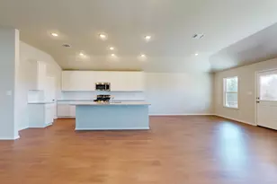 20005 Schatz Wy, Manor, TX 78653 - Photo 9