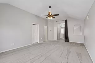 1712 Lynnville Trail, Austin, TX 78727 - Photo 15