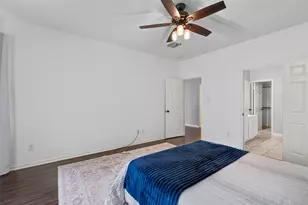 1712 Lynnville Trail, Austin, TX 78727 - Photo 9