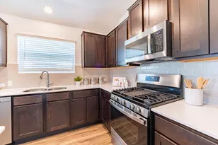 322 Arnage Dr, Hutto, TX 78634 - Photo 15