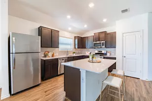 322 Arnage Dr, Hutto, TX 78634 - Photo 9