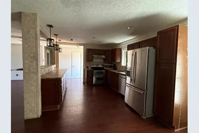 214 Meadowlakes Drive, Meadowlakes, TX 78654 - Photo 3