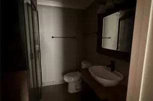 214 Meadowlakes Dr, Meadowlakes, TX 78654 - Photo 9