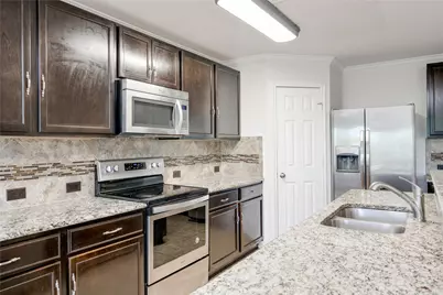 5701 Cass Court, Austin, TX 78754 - Photo 5