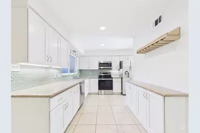1707 Timberwood Drive, Austin, TX 78741 - Photo 11