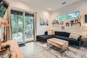 2601 Francisco St, Austin, TX 78702 - Photo 3