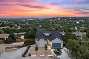 22108-2 Moulin Dr, Briarcliff, TX 78669 - Photo 1