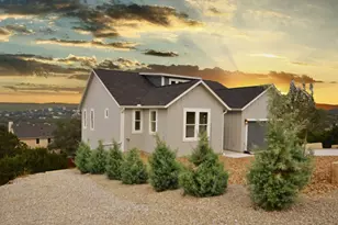 22108-2 Moulin Dr, Briarcliff, TX 78669 - Photo 5