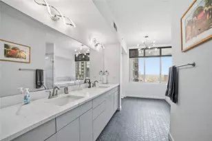 54 Rainey St, Austin, TX 78701 - Photo 17
