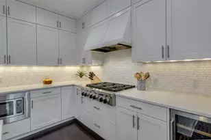 2604 Bland St, Austin, TX 78703 - Photo 7