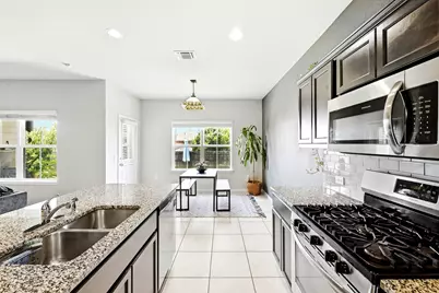 6712 May Shower Drive, Austin, TX 78744 - Photo 3