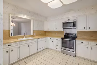 11133 Pinehurst #B Drive, Austin, TX 78747 - Photo 13