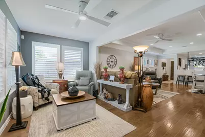 200 Comal Lane, Georgetown, TX 78633 - Photo 9