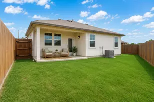 513 Emerald Cv, Georgetown, TX 78626 - Photo 21