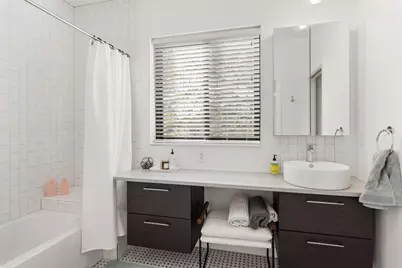 2936 E 14th Street, Austin, TX 78702 - Photo 17