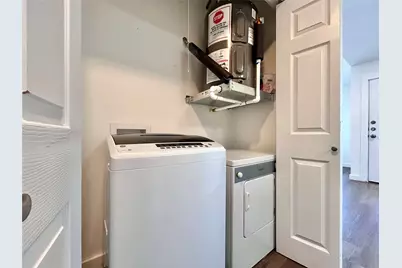 6409 Burns Street #305, Austin, TX 78752 - Photo 9