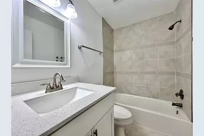 6409 Burns Street #305, Austin, TX 78752 - Photo 9