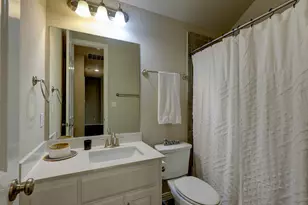 5117 Texas Bluebell Dr, Spicewood, TX 78669 - Photo 9