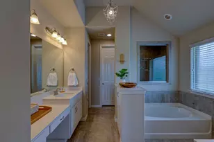 5117 Texas Bluebell Dr, Spicewood, TX 78669 - Photo 5