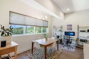 604 N Bluff Dr, Austin, TX 78745 - Photo 9