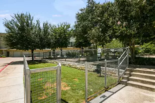 604 N Bluff Dr, Austin, TX 78745 - Photo 21