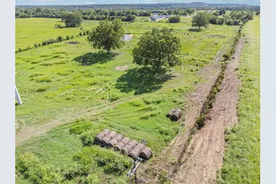 660 American Legion Road, Smithville, TX 78957 - Photo 5
