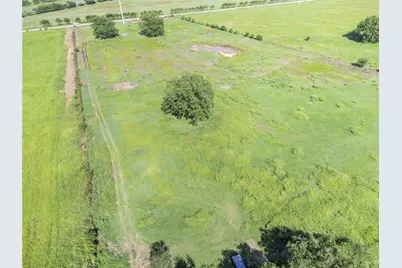 660 American Legion Road, Smithville, TX 78957 - Photo 9