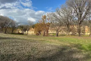 429 Hidden Shores Lp Rd, Smithville, TX 78957 - Photo 9