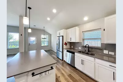 558 Bridgestone Way, Buda, TX 78610 - Photo 15