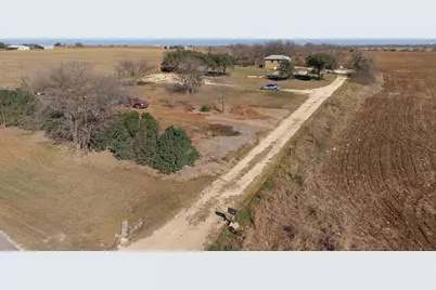 5100 County Road 234, Jarrell, TX 76537 - Photo 9
