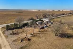 5100 Co Rd 234, Jarrell, TX 76537 - Photo 15