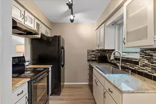 8400 Jamestown Dr, Austin, TX 78758 - Photo 11