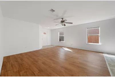 5600 Victory Gallop, Del Valle, TX 78617 - Photo 5