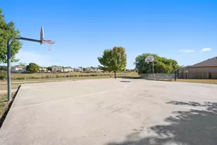 5600 Victory Gallop, Del Valle, TX 78617 - Photo 27