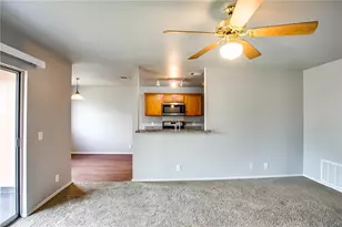 412 Ballentine Ct, Hutto, TX 78634 - Photo 5