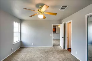 412 Ballentine Ct, Hutto, TX 78634 - Photo 11