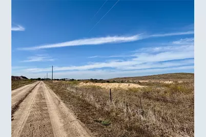 2051 County Road 102, Columbus, TX 78934 - Photo 5