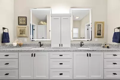 1057 Roanoke Lane, Kerrville, TX 78028 - Photo 23