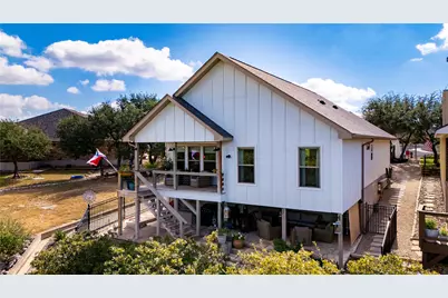 1057 Roanoke Lane, Kerrville, TX 78028 - Photo 5