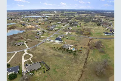 324 Apache Pass, Hutto, TX 78634 - Photo 31