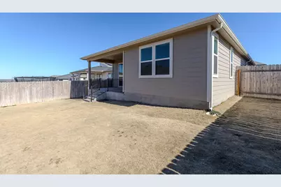 612 Seabiscuit Drive, Jarrell, TX 76537 - Photo 31