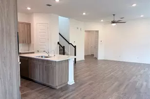 317 W Faulkner St, Liberty Hill, TX 78642 - Photo 25