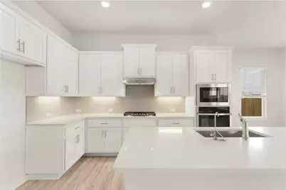 317 West Faulkner Street, Liberty Hill, TX 78642 - Photo 9