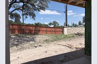 317 West Faulkner Street, Liberty Hill, TX 78642 - Photo 23