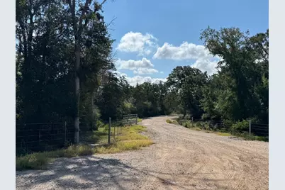 13115 Schoenemann Road, Carmine, TX 78932 - Photo 3