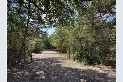 13115 Schoenemann Road, Carmine, TX 78932 - Photo 15